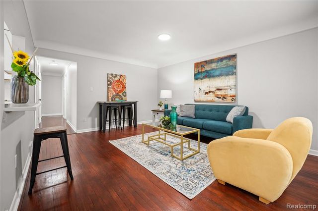 12615 Mettetal Street, Detroit, MI 48227