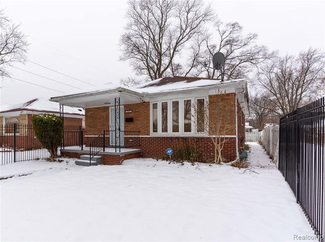 12615 Mettetal Street, Detroit, MI 48227
