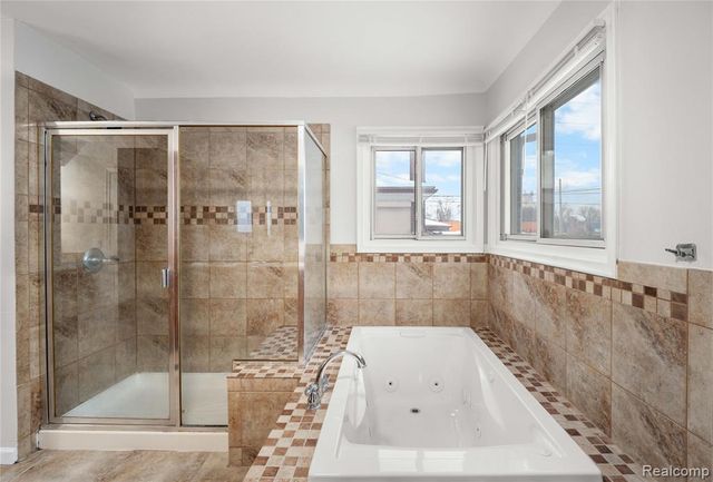 12615 Mettetal Street, Detroit, MI 48227