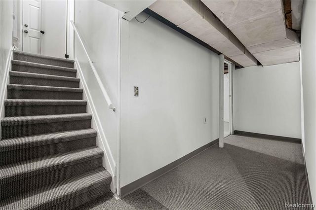 12615 Mettetal Street, Detroit, MI 48227