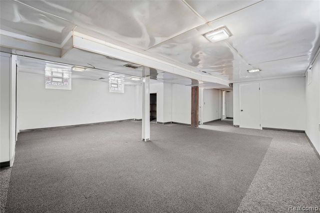 12615 Mettetal Street, Detroit, MI 48227