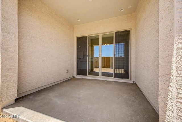 18543 W LAURIE Lane, Waddell, AZ 85355