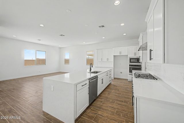 18543 W LAURIE Lane, Waddell, AZ 85355