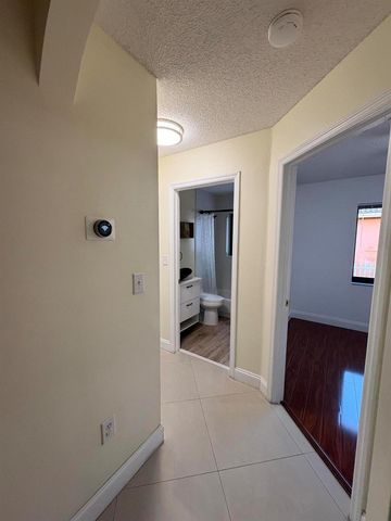 14776 SW 138th Terrace, Miami, FL 33196