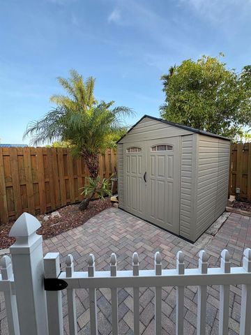 14776 SW 138th Terrace, Miami, FL 33196