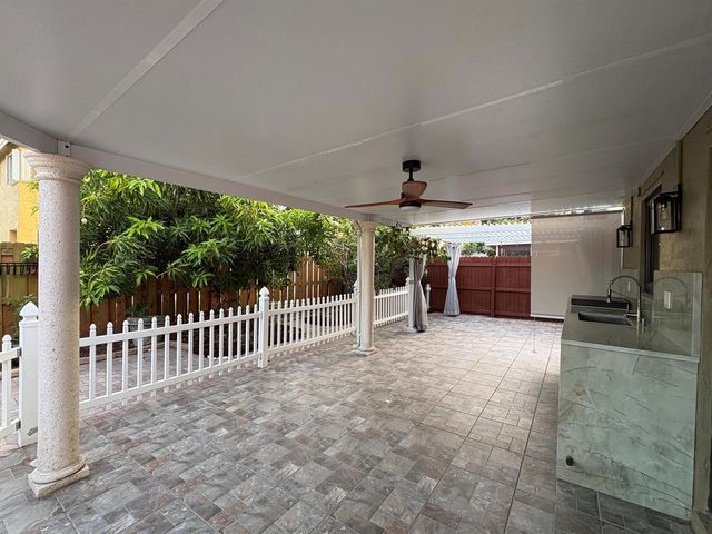 14776 SW 138th Terrace, Miami, FL 33196