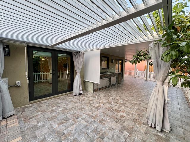 14776 SW 138th Terrace, Miami, FL 33196