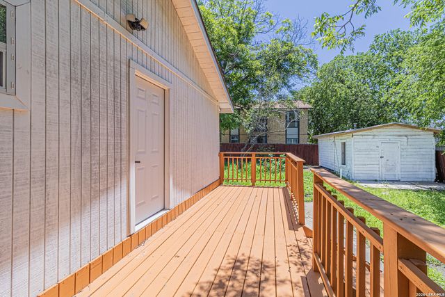 326 Victor St, San Antonio, TX 78209