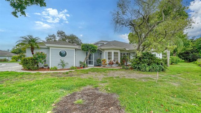 6467 CARRINGTON CIRCLE 43, Sarasota, FL 34238
