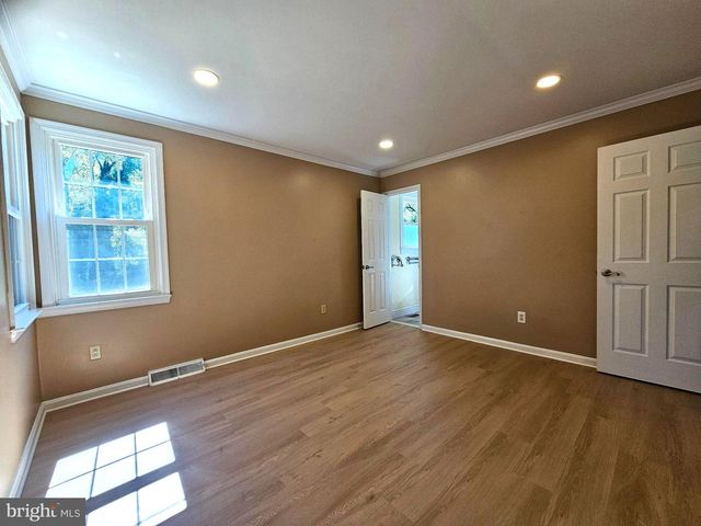 9905 FREDERICK RD, Ellicott City, MD 21042