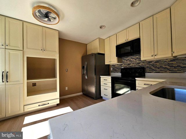 9905 FREDERICK RD, Ellicott City, MD 21042