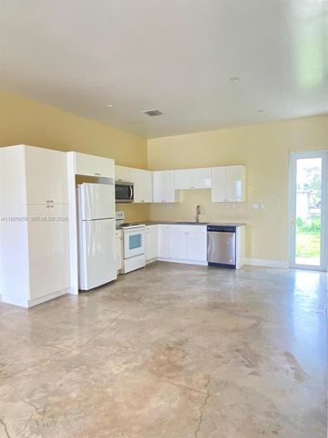 12150 SW 213th St 12150, Miami, FL 33177