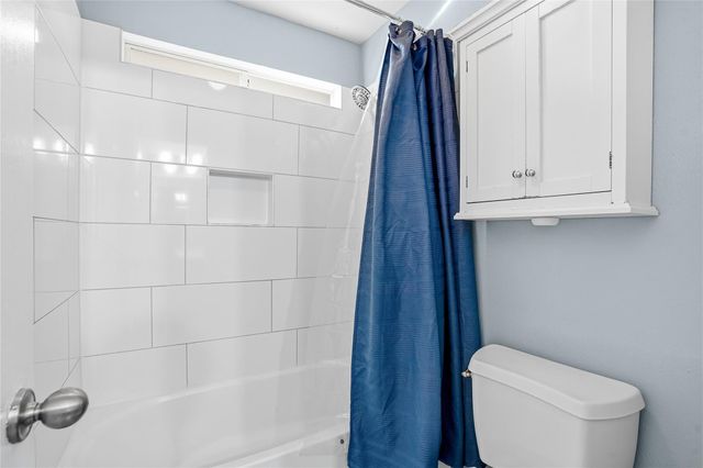 8515 Sweetstone Field Court, Cypress, TX 77433