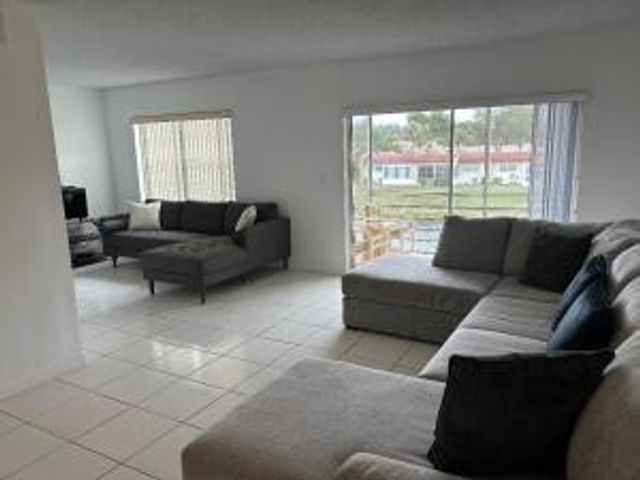 182 N Lake Frances Drive, West Palm Beach, FL 33411
