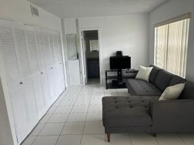 182 N Lake Frances Drive, West Palm Beach, FL 33411