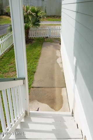 1003 9th Street, Port Royal, SC 29935