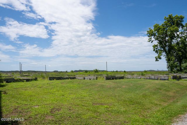 1003 9th Street, Port Royal, SC 29935