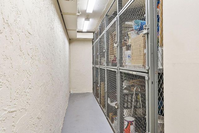 16475 Golf Club Road 207, Weston, FL 33326