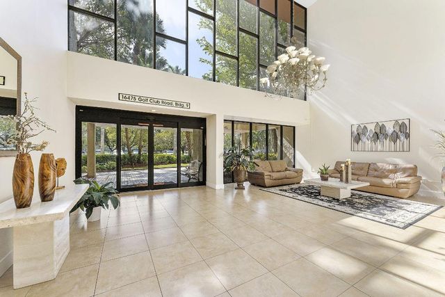 16475 Golf Club Road 207, Weston, FL 33326