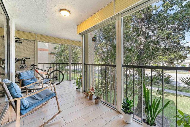 16475 Golf Club Road 207, Weston, FL 33326