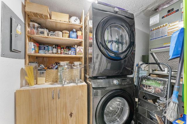 16475 Golf Club Road 207, Weston, FL 33326