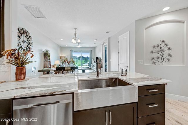 8563 Loren Cove Drive, Melbourne, FL 32940