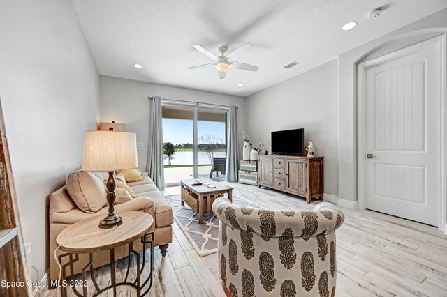 8563 Loren Cove Drive, Melbourne, FL 32940