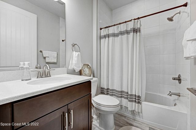 8563 Loren Cove Drive, Melbourne, FL 32940