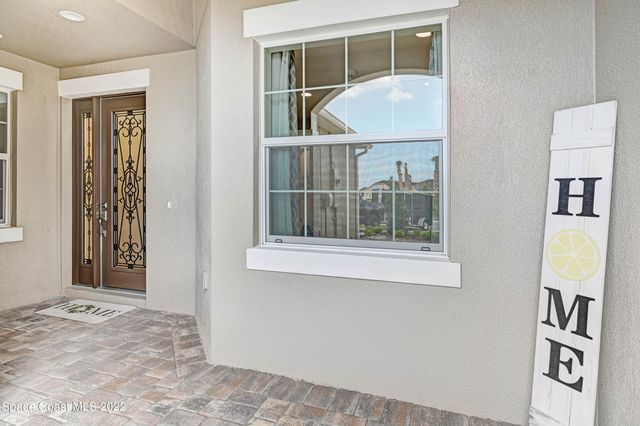 8563 Loren Cove Drive, Melbourne, FL 32940