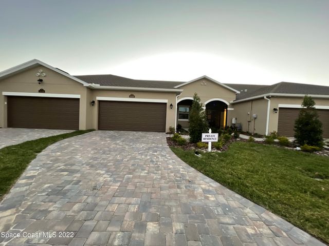 8563 Loren Cove Drive, Melbourne, FL 32940