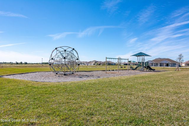 8563 Loren Cove Drive, Melbourne, FL 32940