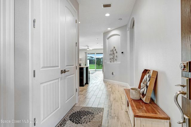 8563 Loren Cove Drive, Melbourne, FL 32940