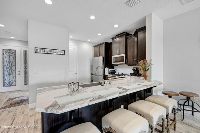 8563 Loren Cove Drive, Melbourne, FL 32940