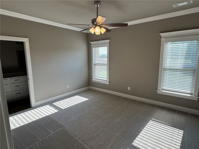253 S Eagle Mountain Street, Prairie Grove, AR 72753