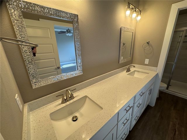 253 S Eagle Mountain Street, Prairie Grove, AR 72753