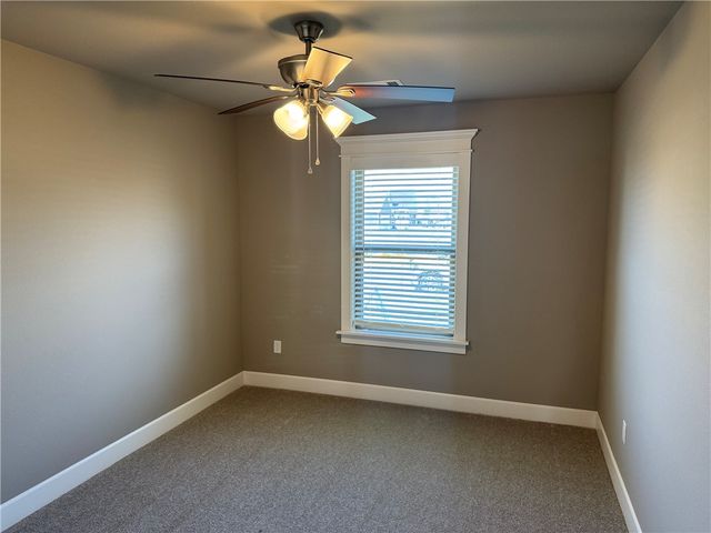 253 S Eagle Mountain Street, Prairie Grove, AR 72753