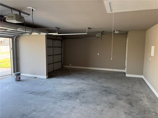 253 S Eagle Mountain Street, Prairie Grove, AR 72753
