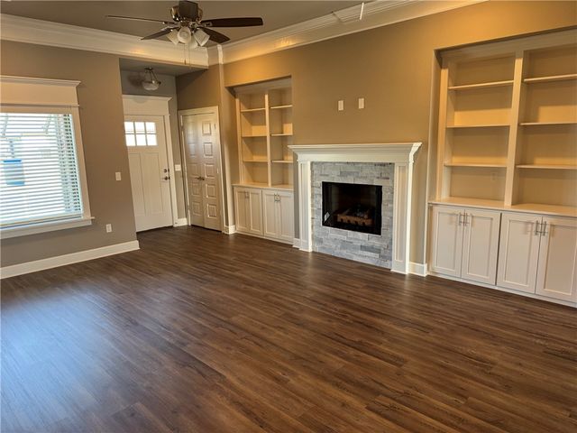 253 S Eagle Mountain Street, Prairie Grove, AR 72753