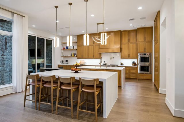 1615 Milford Street, Houston, TX 77006