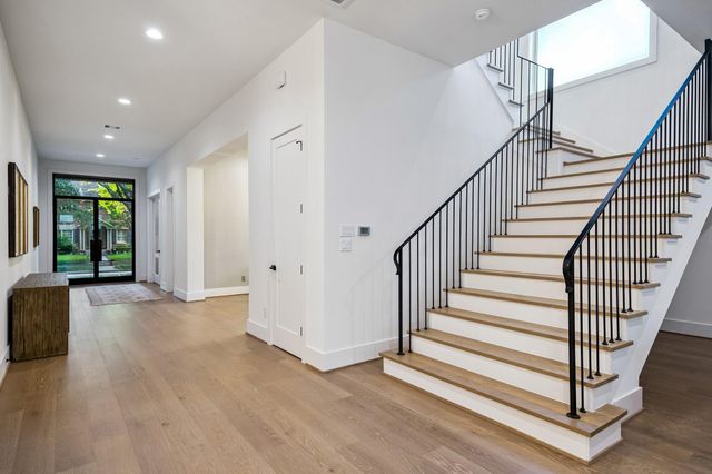 1615 Milford Street, Houston, TX 77006