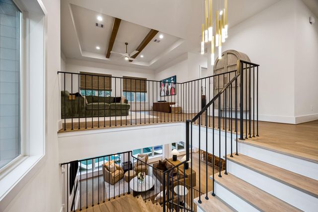 1615 Milford Street, Houston, TX 77006