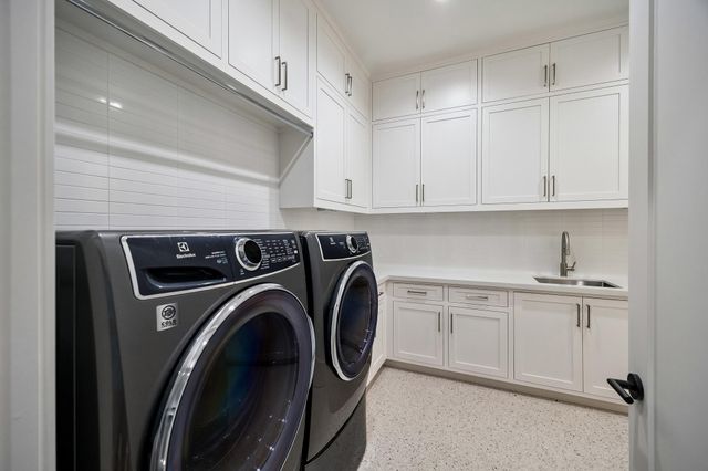 1615 Milford Street, Houston, TX 77006