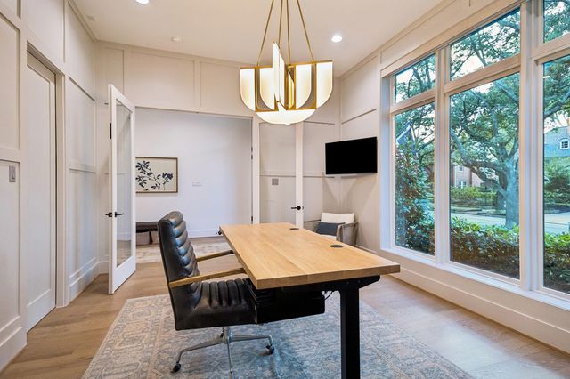 1615 Milford Street, Houston, TX 77006