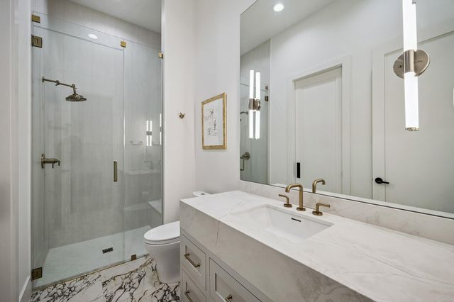 1615 Milford Street, Houston, TX 77006