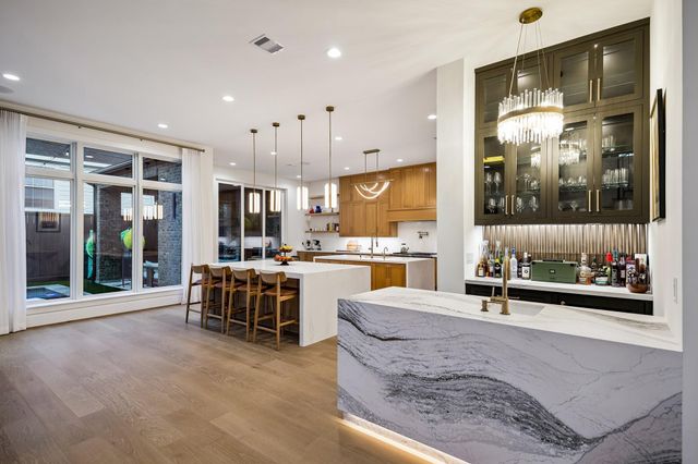 1615 Milford Street, Houston, TX 77006
