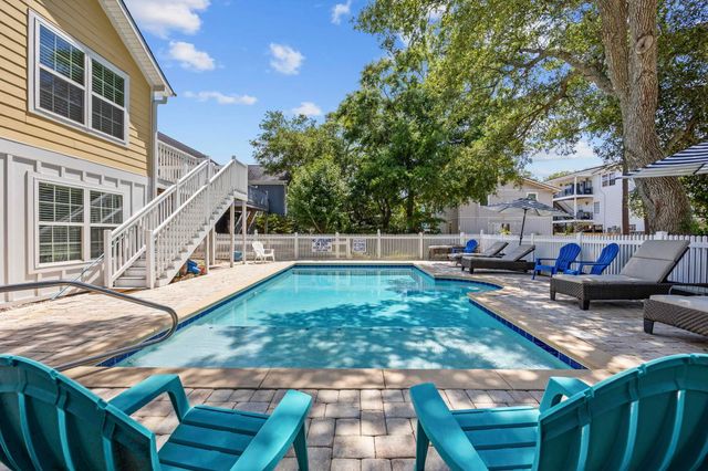 1114 S Dogwood Dr., Surfside Beach, SC 29575