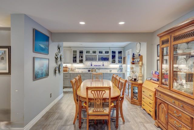 19 Fleetwood Dr, Winfield, KS 67156