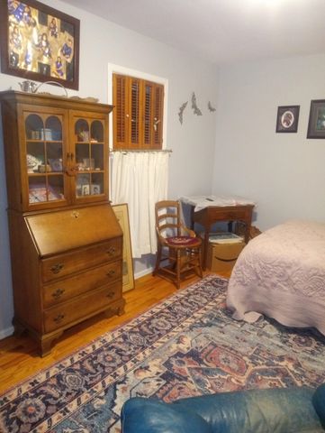 19 Fleetwood Dr, Winfield, KS 67156