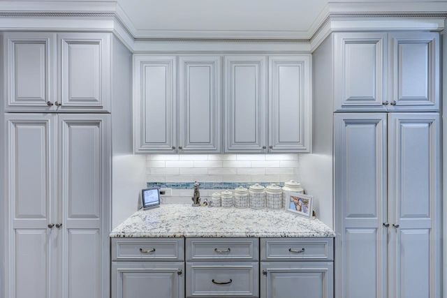 19 Fleetwood Dr, Winfield, KS 67156