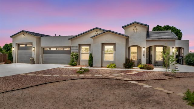 60 Camino De Claudio, Corrales, NM 87048